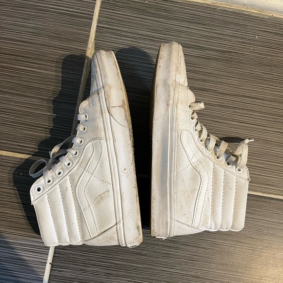 Rustic High Top Vans - Picture 3 of 5